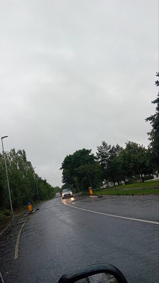 Witness2Hope's tweet image. Gene Kelly  singing in the Rain 🤣❤️🇮🇪♥️