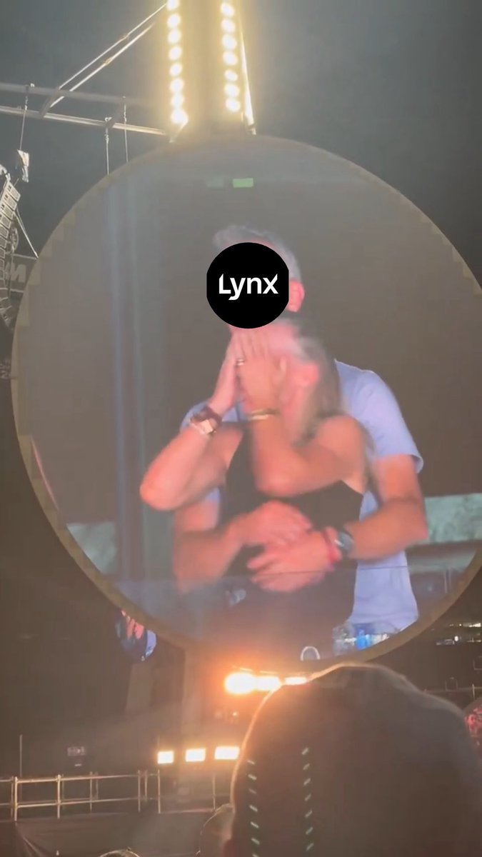 When your partner sees you trading on <a href="/Lynx_Protocol/">Lynx (Perpetuals DEX)</a> instead of booking the holiday you promised
😭📉📲💔