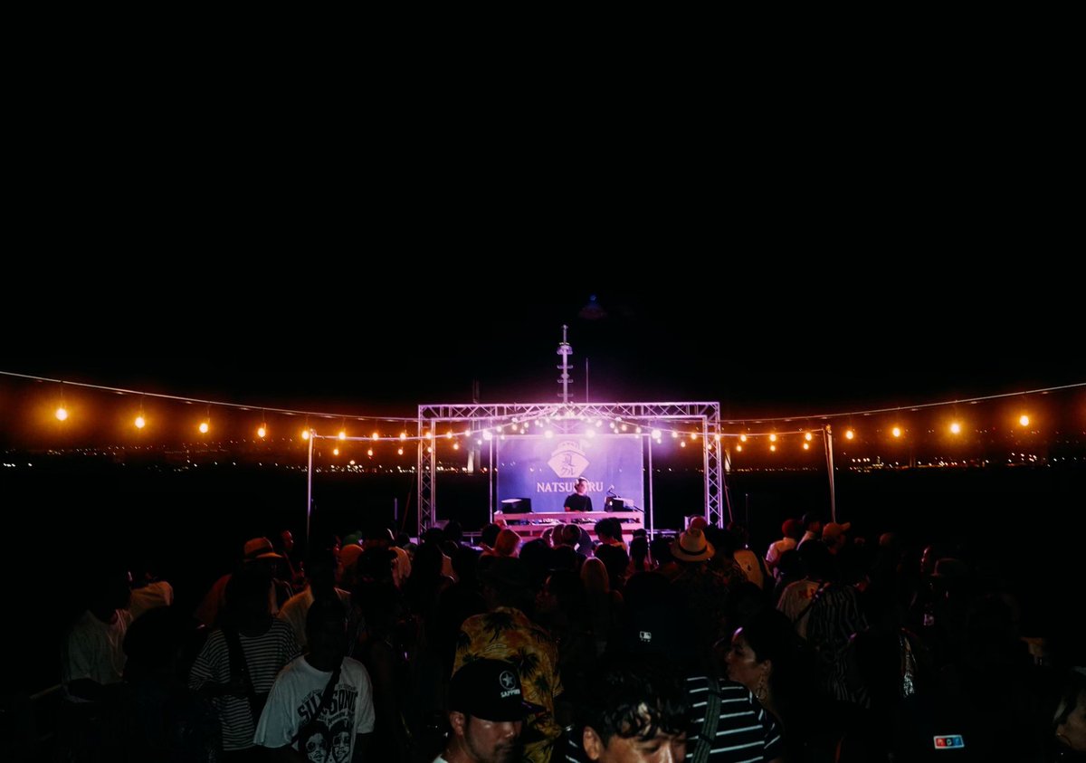 【前売り残り少なくなってます】

8/3(日)
HARLEM presents "Apple Pie -R&amp;B SUMMER CRUISE 2025- in 夏クル”

DJ：HARUKI / KOMORI / Mike-Masa / DaBook / MarT / TAKE / NACKii / CHEBB / YANA

前売りチケット:

ZAIKO
natsukuru.zaiko.io/e/20250803night

Livepocket
t.livepocket.jp/e/250803_night