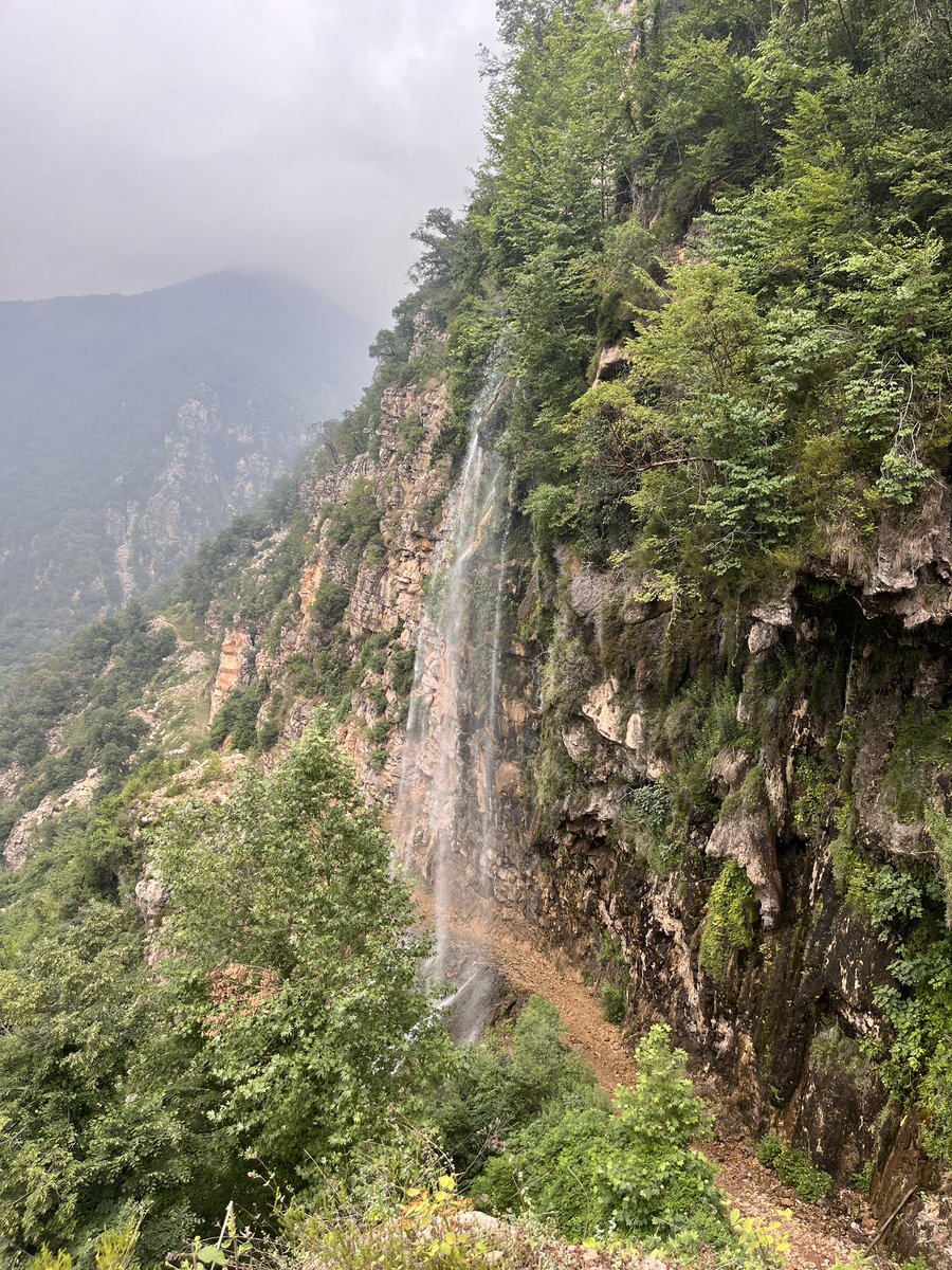 Amanosların zirvesinde Hassa ve Payas arasında bulunan Şarlayan Şelalesi #hatay #hassa #payas #şarlayanşelalesi