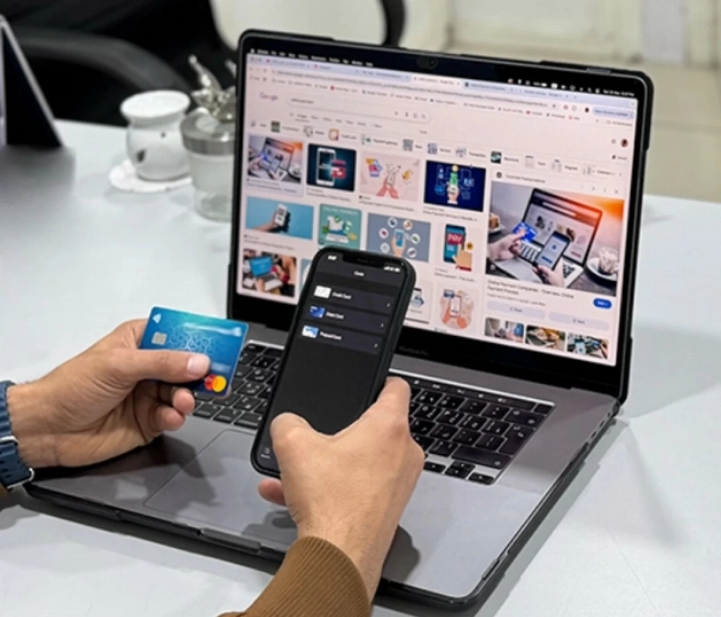 jordantimes's tweet image. E-commerce boom in Jordan raises alarms over 'digital smuggling', unfair competition
Read more 🔗
jordantimes.com/news/local/e-c…