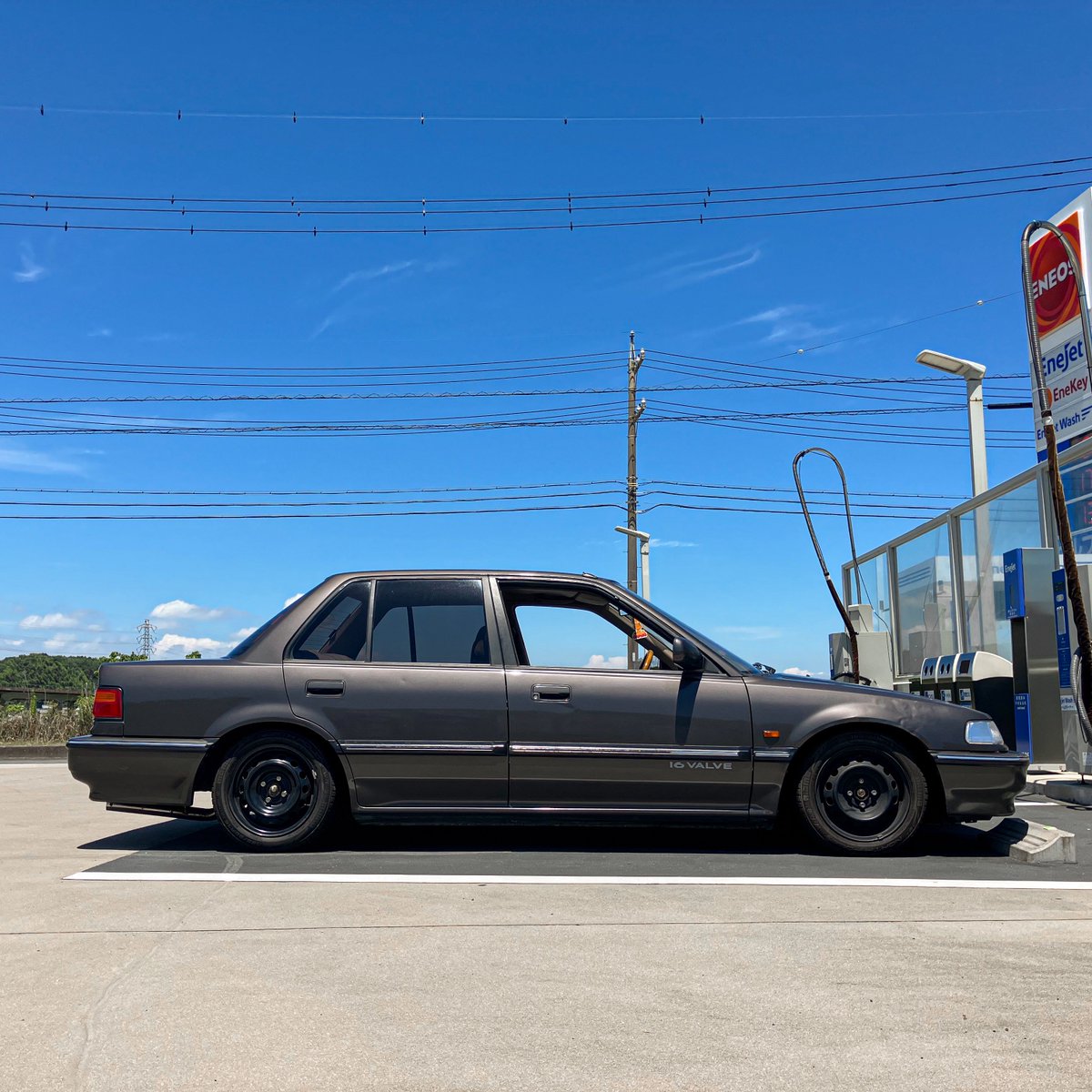 車検から戻ってきた
次はホイールかな