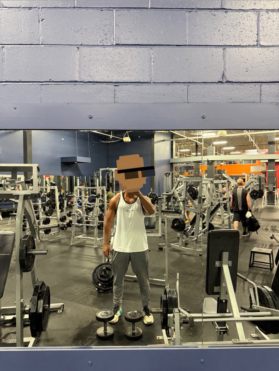 randomrecruiter's tweet image. 5am workout = SMASHED!
Nothing like starting the week off with a good workout & a quiet walk by the marina.
Had a couple of beach days with the fam, and now feeling refreshed and recharged ready to get after it.
LFG!!!