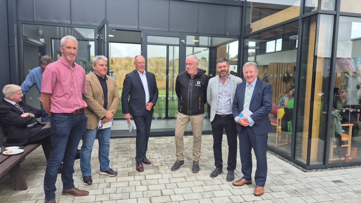 SeanCanney's tweet image. I was delighted to attend the official opening of Marian House - The Joe and Helen O'Toole Respite Home in Ballindine on Friday.
This project will provide additional respite for those living with dementia.
The opening was performed by Mary Lardner and Patrick Kielty.