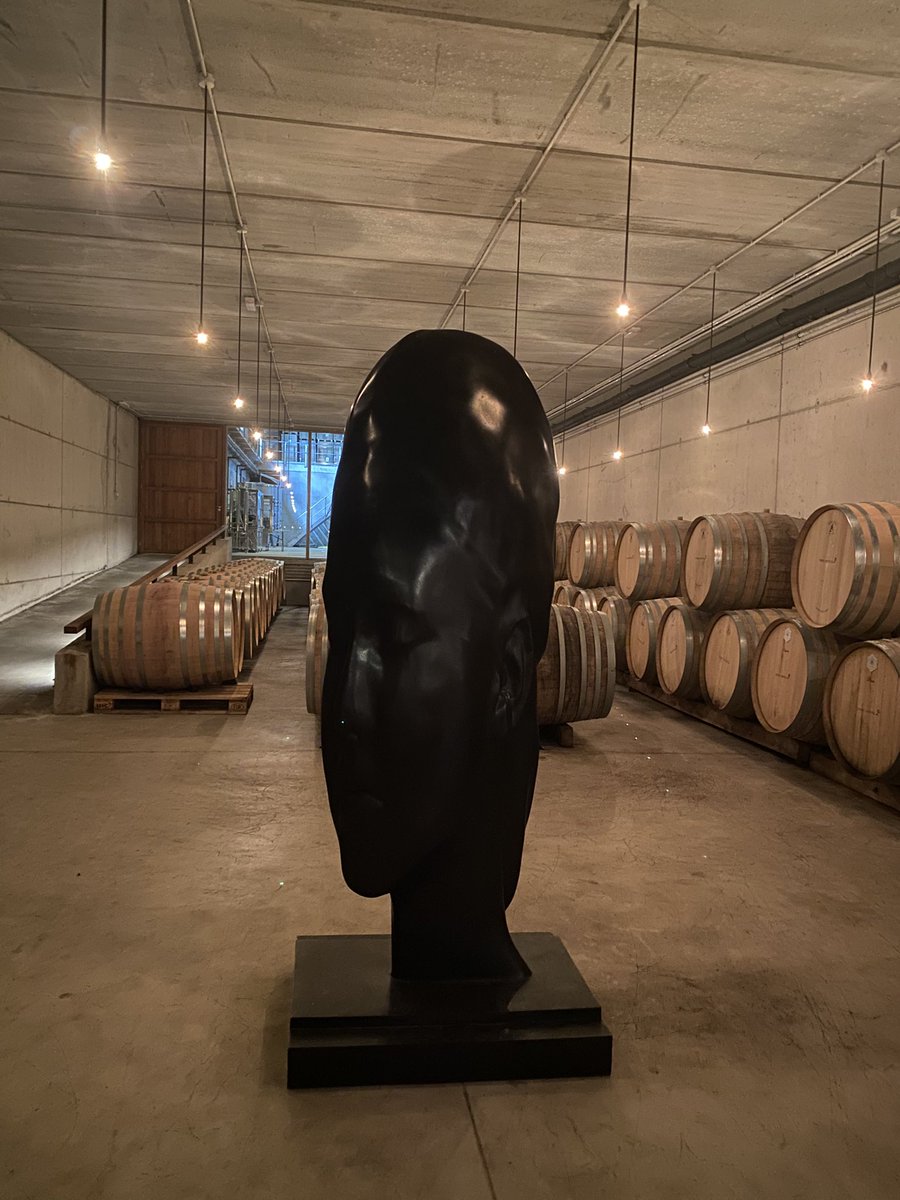 goddessexcess's tweet image. Just enjoyed the most brilliant week-end hoping around Alt Emporda. I went wine tasting followed by a decadent picnic at a vineyard, savoured some local seafood and danced the night away in a club adorned with Daliโs inspiration in Figueres. I wonโt settle for less ๐ฅ