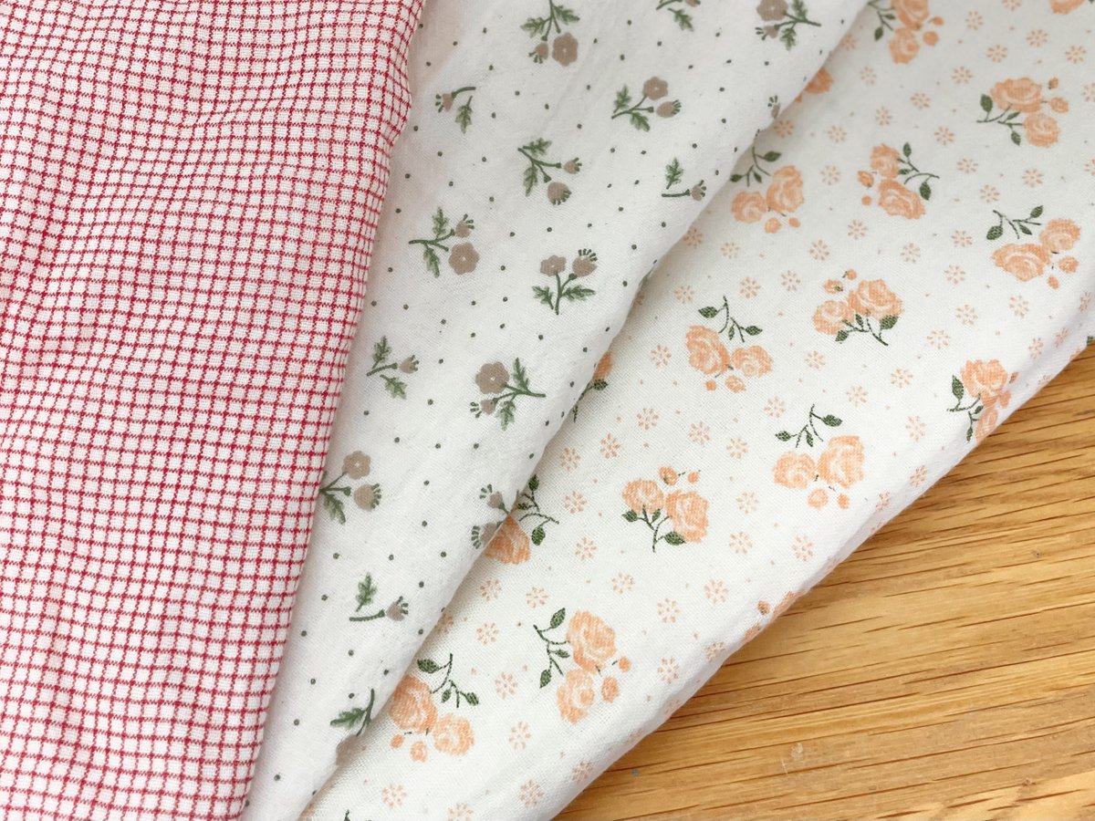 craftcity's tweet photo. 스테디셀러인 순면거즈4중 밴드형 베개커버도 모노톤이었던 지난 버전에 이어 화사한 컬러를 추가하였습니다.
땀이 나기 쉬운 계절에는 베개커버를 자주 교체하는 것이 좋은데 밴드형이라 보다 더 간편하게 교체할 수 있으며, 거즈 소재라 수면중에도 쾌적합니다.
https://t.co/DQC60s7I4h

#하쿠로 https://t.co/l50anH2Xlr