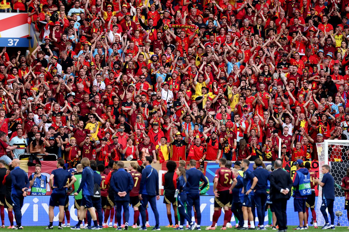 UEFA's tweet image. ๐ง๐ช Happy Belgium National Day! ๐ง๐ช
๐ฅ๐ Today, we celebrate a nation with a rich football heritage, where fans live and breathe the game.