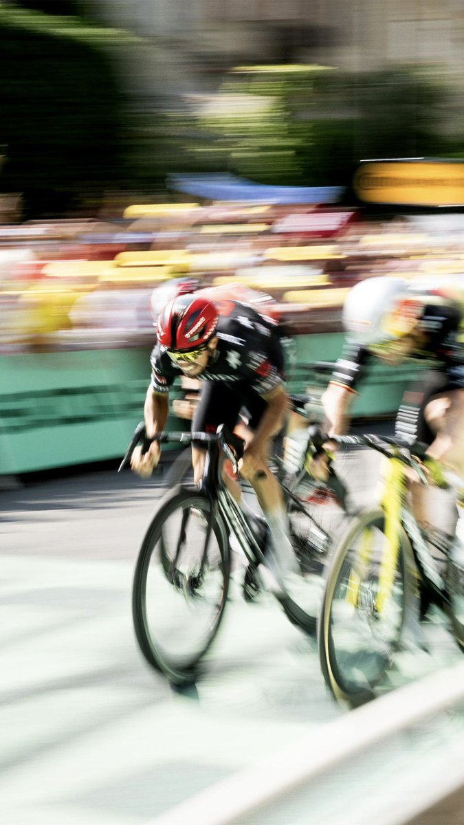TudorProCycling's tweet image. What a rollercoaster of a day yesterday! After dislocating his shoulder early in the race, @alafpolak1 fought through the pain to finish 3rd in the sprint. A mix of grit and emotion at the finish line — we're so proud to see him there.
And remember, the Tour isn't over yet!👀