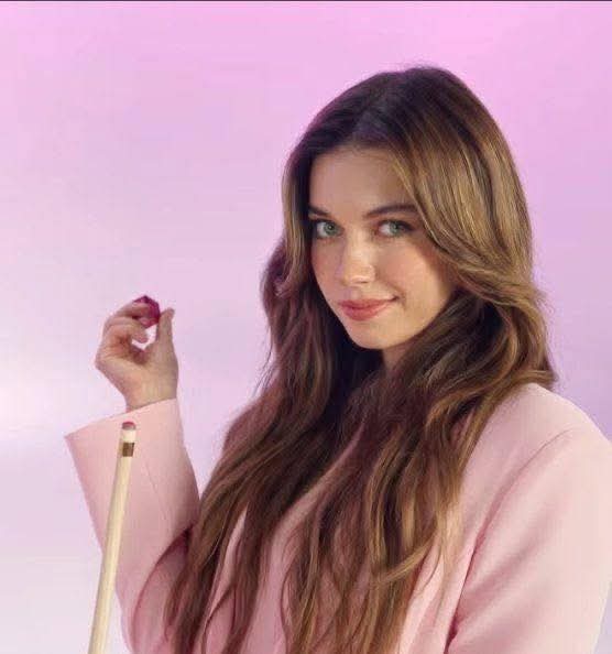 وإنّي مُنذ وجدتك، وشمسي تُشرق مرتين ❤️
#صباحوو😉
#LINEマンガガチャ