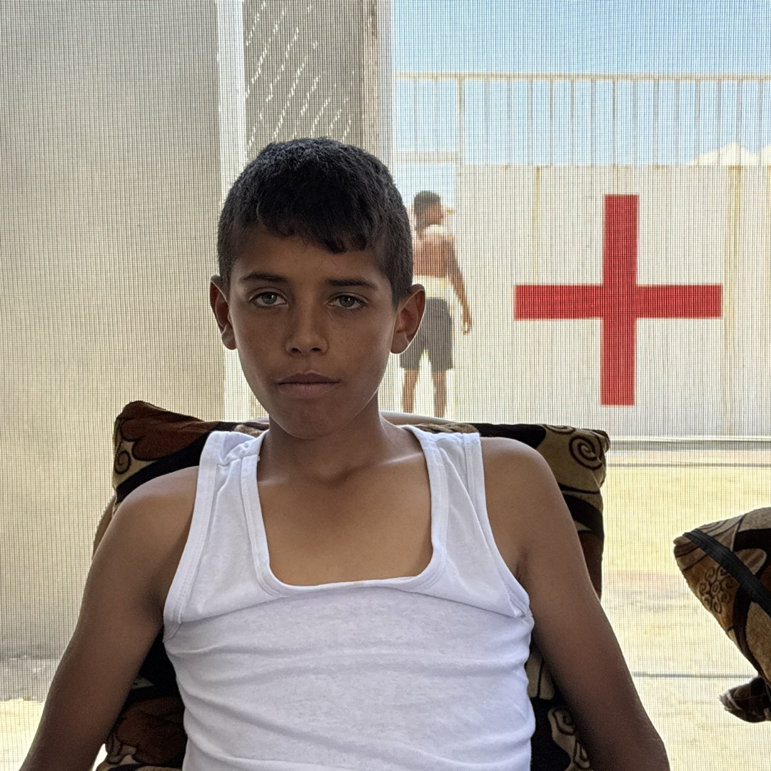 decappeal's tweet image. Hasan, 17, was shot in the leg while waiting for aid in Gaza.
Thanks to donations to the Middle East Humanitarian Appeal, he's received treatment at the @ICRC field hospital in Rafah, supported by DEC charity @BritishRedCross
Find out how donations are helping more people like…