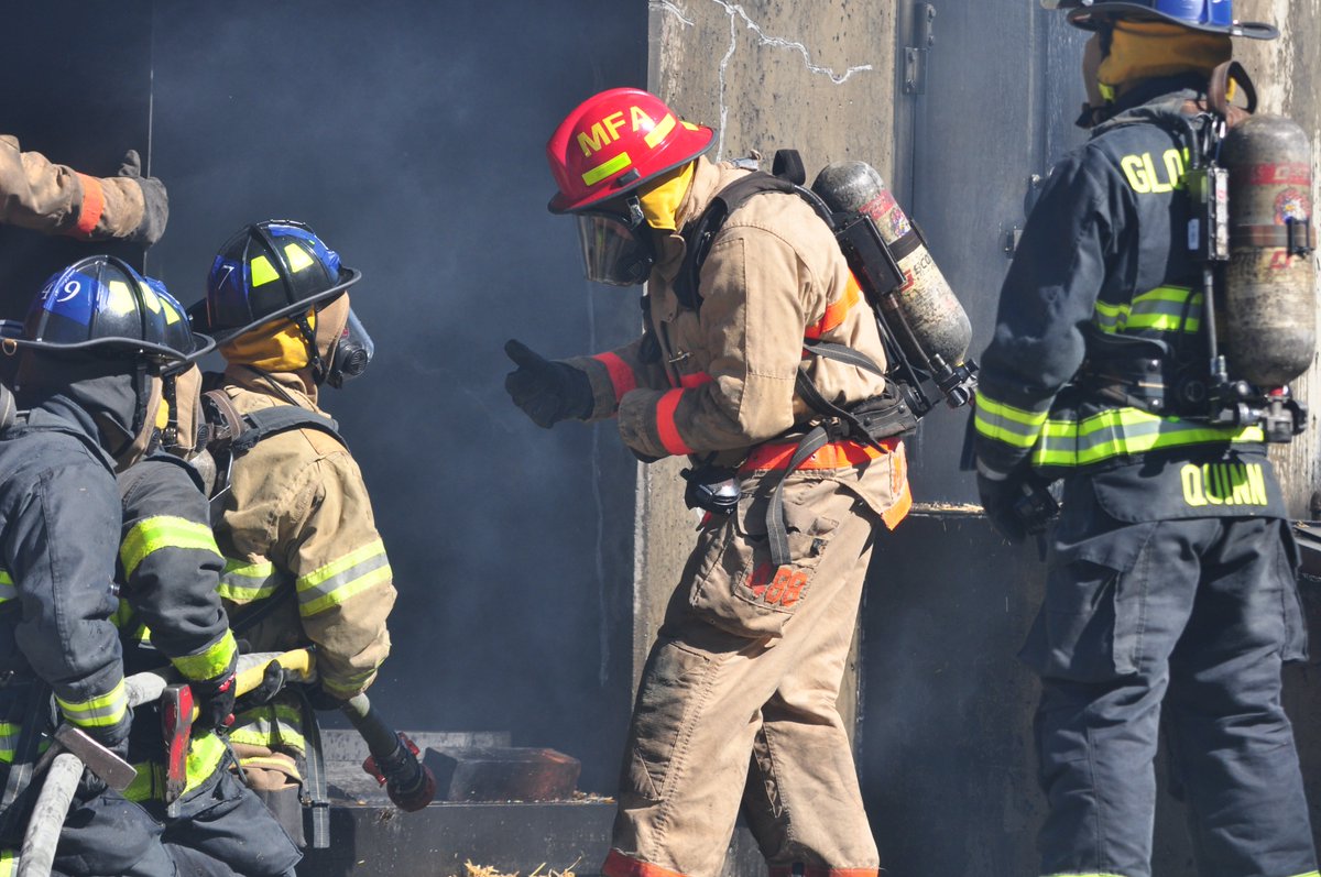 MassDFS's tweet image. The Massachusetts Firefighting Academy posts upcoming recruit class information, including application deadlines, at mass.gov/info-details/m…. We have two Call/Volunteer Recruit Programs starting this fall and registration is open for affiliated recruits!