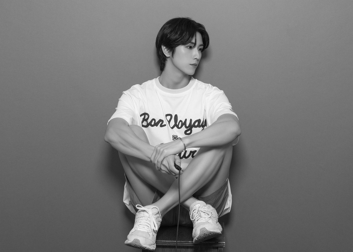 CIX_Official's tweet photo. <2025 FIX WEEK> 
Black and White Photo 2025
: YONGHEE

#CIX #씨아이엑스 #FIX #픽스 #용희 #CIX6thDebutAnniversary #CIX데뷔6주년 #2025FIXWEEK #픽스위크 https://t.co/ECxS1dGUfS