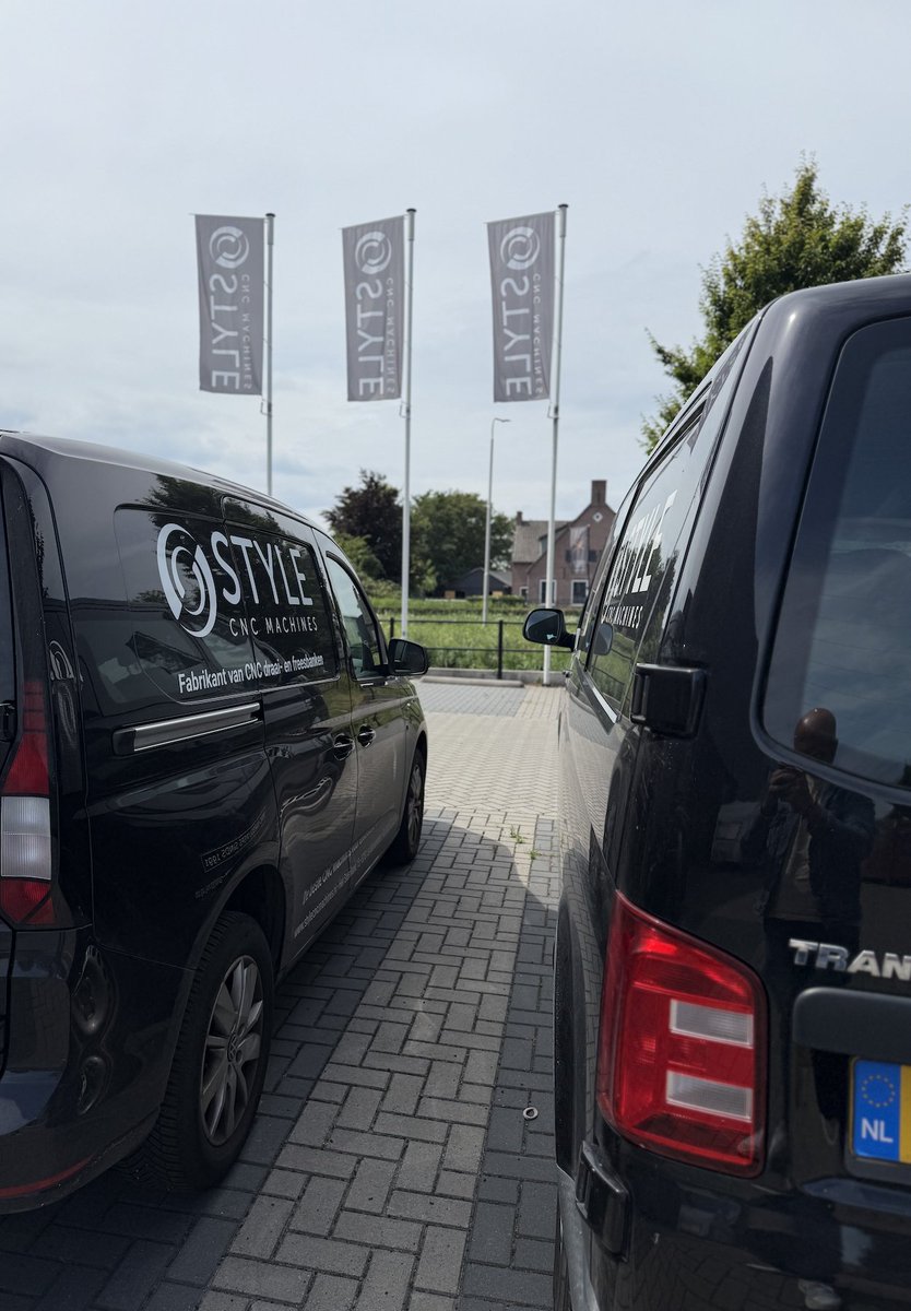STYLECNCMachine's tweet image. At STYLE, all week long we have at least 5 people in the bus to take care of our machines over all of europe. Even in holiday time we are very busy. This week you can find us here: Geleen, Kaltennordheim, Purmerend, Groningen and Rosmalen. Wave at us when you see us! 👋