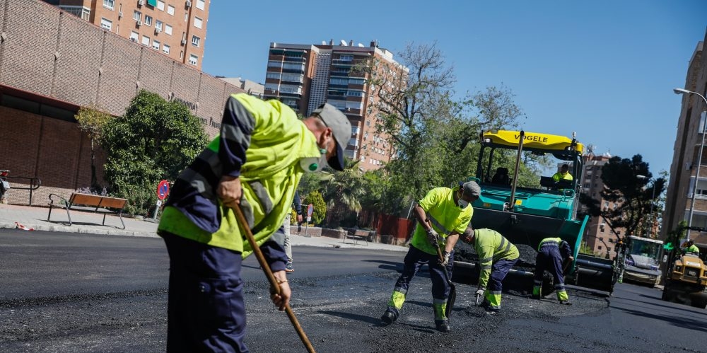 📢Aquí está disponible la previsión de #obras que se van a realizar esta semana del 21 al 27 de julio

✅Consulta las calles afectadas por los trabajos en la vía pública🚧

👉informate.madrid.es/ig2qi123