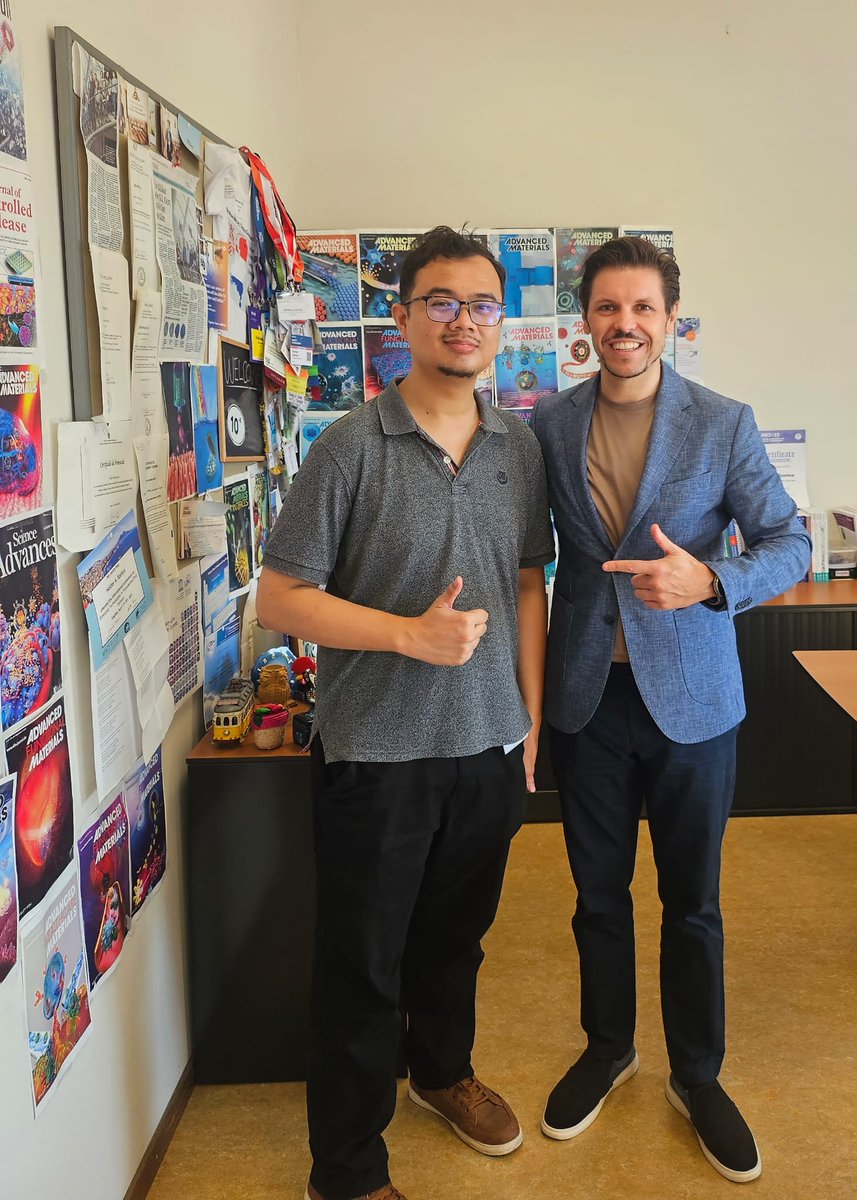 SantosLab_UMCG's tweet image. I am happy to welcome Muhammad Amirul Asyraf bin Noh from University Sains Malaysia,visiting PhD student in our lab for the next 10 mon,as part of the MSCA-RISE collaborative project,@micro4nano.
Welcome and all successes in your stay and research @BBT_UMCG_RUG @researchumcg.