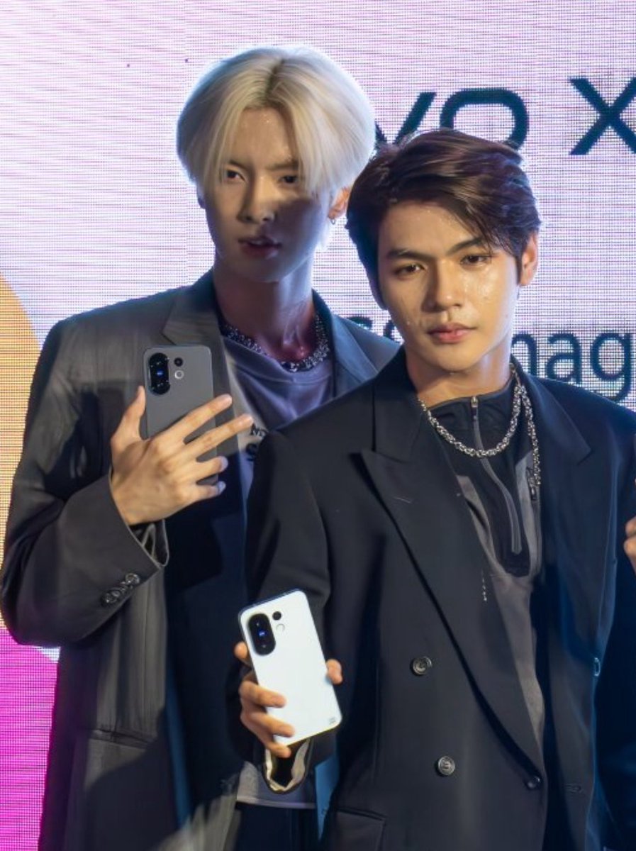 alf (@madefor2k) on Twitter photo 2K with the vivo X200 FE. ✨📱
#KYLER #카일러 #KIM #킴
#HORI7ON #호라이즌
<a href="/HORI7ONofficial/">HORI7ONofficial</a> <a href="/Vivo_Phil/">vivo Philippines</a> 2K with the vivo X200 FE. ✨📱
#KYLER #카일러 #KIM #킴
#HORI7ON #호라이즌
<a href="/HORI7ONofficial/">HORI7ONofficial</a> <a href="/Vivo_Phil/">vivo Philippines</a>