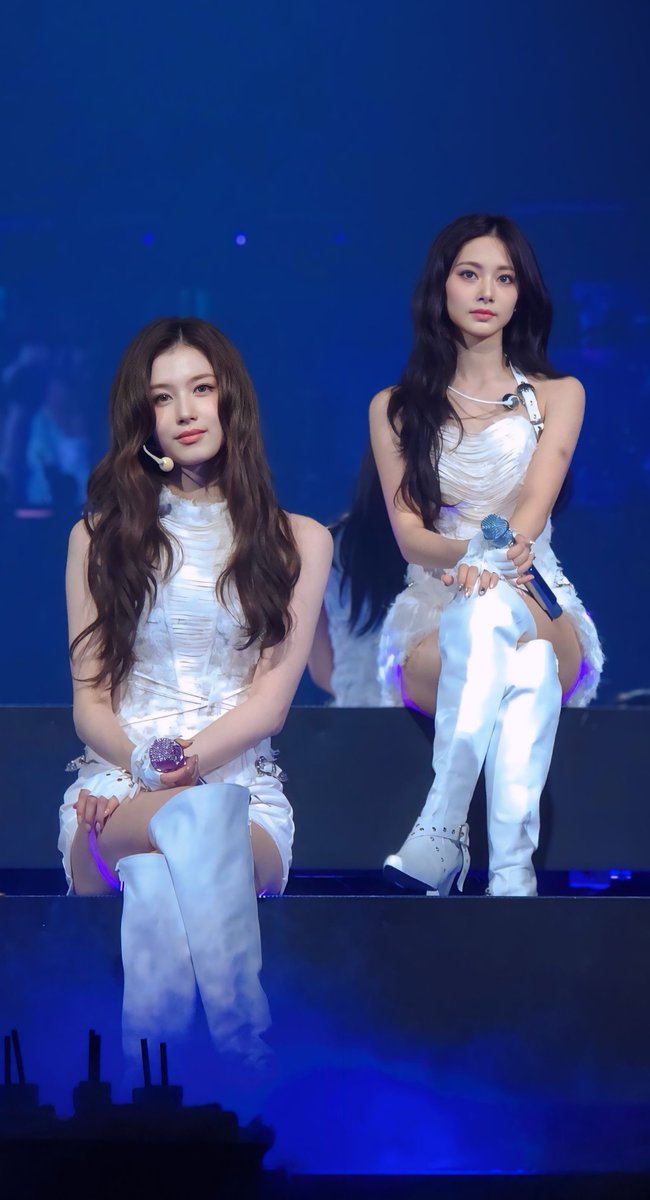 yoursatzu's tweet image. too gorgeous for our own good 😩