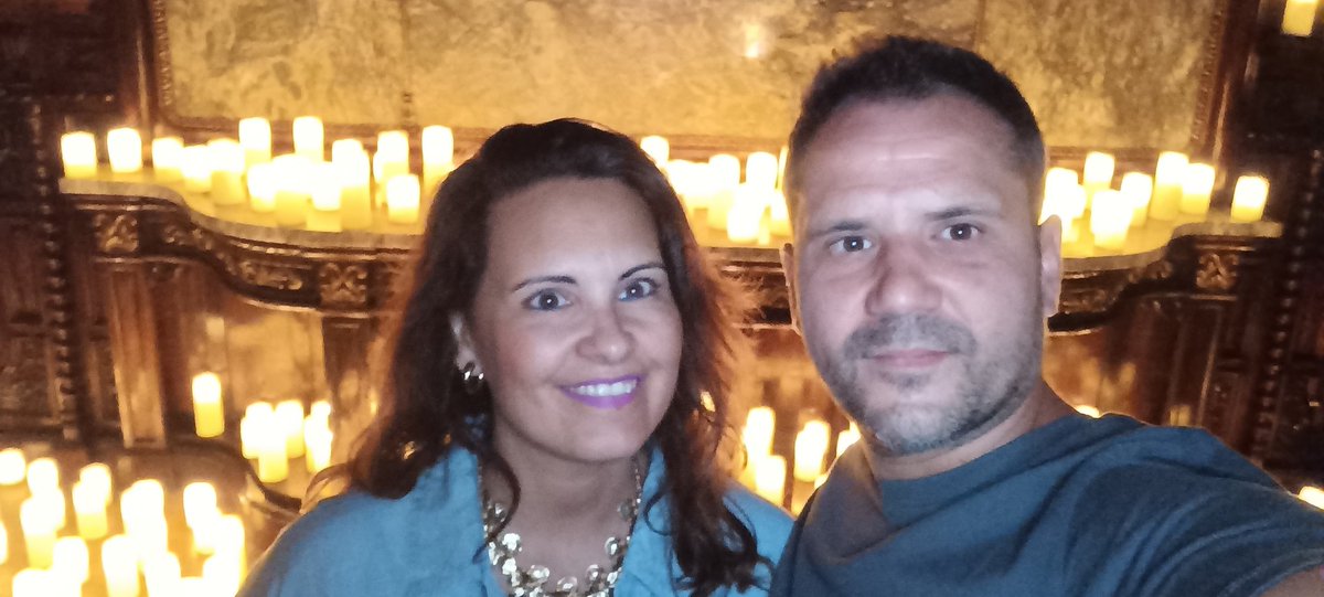MonrealRguez's tweet photo. @TotemEnsemble #candelight https://t.co/EQu5k3i0oI