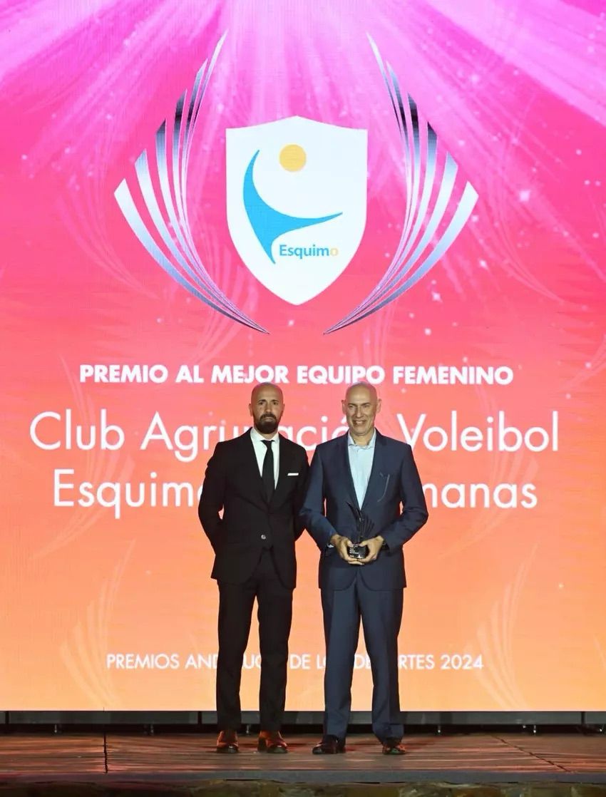 DEPORTES AYTO. DH (@deportes_dh) on Twitter photo 🏐 ¡El CAV Esquimo Dos Hermanas, Mejor Equipo Femenino en los Premios Andalucía de los Deportes 2024! 💙👏
#Voleibol #DosHermanas #DeportesDosHermanas #DosHermanas #DosHermanasJuegaLimpio #voleibol <a href="/CAVEsquimo/">Club Voleibol Esquimo🏐💚</a> 🏐 ¡El CAV Esquimo Dos Hermanas, Mejor Equipo Femenino en los Premios Andalucía de los Deportes 2024! 💙👏
#Voleibol #DosHermanas #DeportesDosHermanas #DosHermanas #DosHermanasJuegaLimpio #voleibol <a href="/CAVEsquimo/">Club Voleibol Esquimo🏐💚</a>