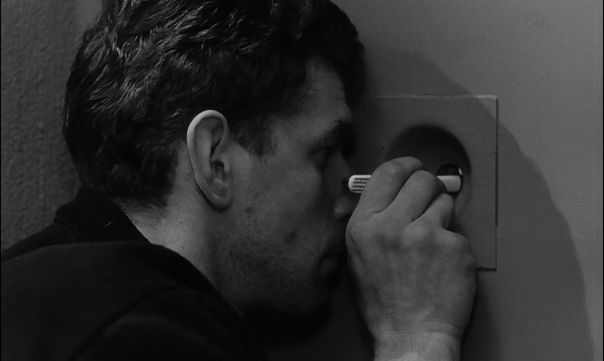 mrkacmaz's tweet photo. Le trou (1960) https://t.co/y9q2oHHTi0
