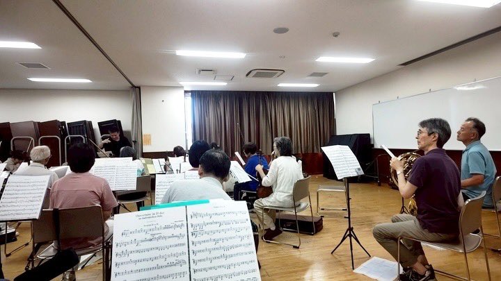 shonanamadeus_o's tweet image. 梅雨が明けて暑いですが、団員も練習に燃えています🔥？！
次回の演奏会は、合唱団と合同です！

湘南アマデウス合奏団 第57回定期演奏会
 (湘南アマデウス合唱団合同　第27回定期演奏会)
2025年9月21日（日）14:00〜
藤沢市民会館　1,000円（全席自由席）
指揮：堀部隆二氏・田部井　剛 氏