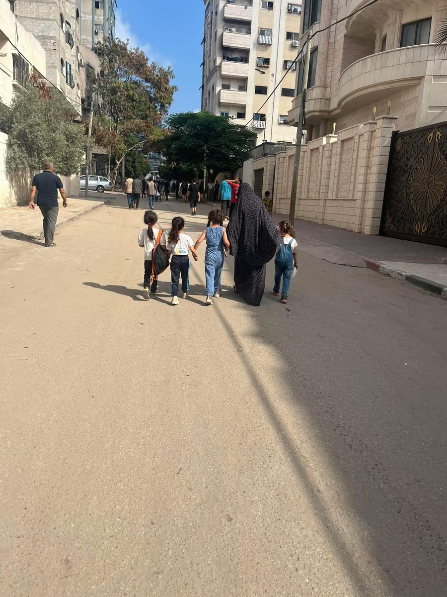 PalPress24's tweet image. Several children survived after Israeli warplanes bombed the roof of a building that houses a kindergarten on its ground floor in #Gaza City.