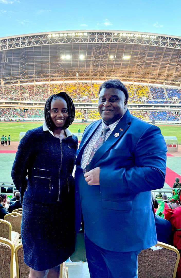 AusEmbZim's tweet image. Delighted to attend 🇲🇼’s 61st Independence Day celebrations in Lilongwe. The day was filled with pride and vibrance and captivating cultural performances🎭. Pleased to join @ZikhaleDr in cheering on the Flames in their 🇲🇼v 🇧🇼football game.