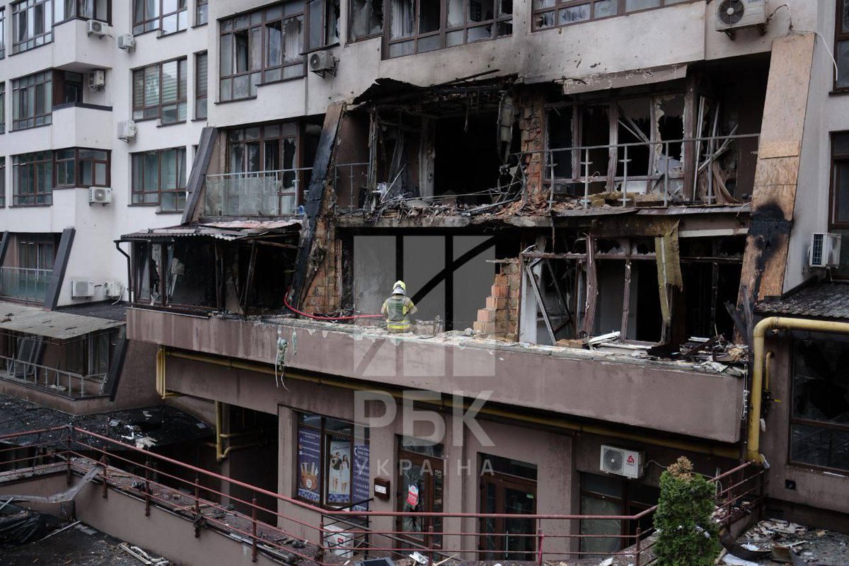 visegrad24's tweet photo. Kyiv was attacked by missiles and drones during the night. Numerous fires and destruction were reported.

The footage shows a residential building in Kyiv destroyed as a result of the Russian attack. https://t.co/lEEeXJThWr