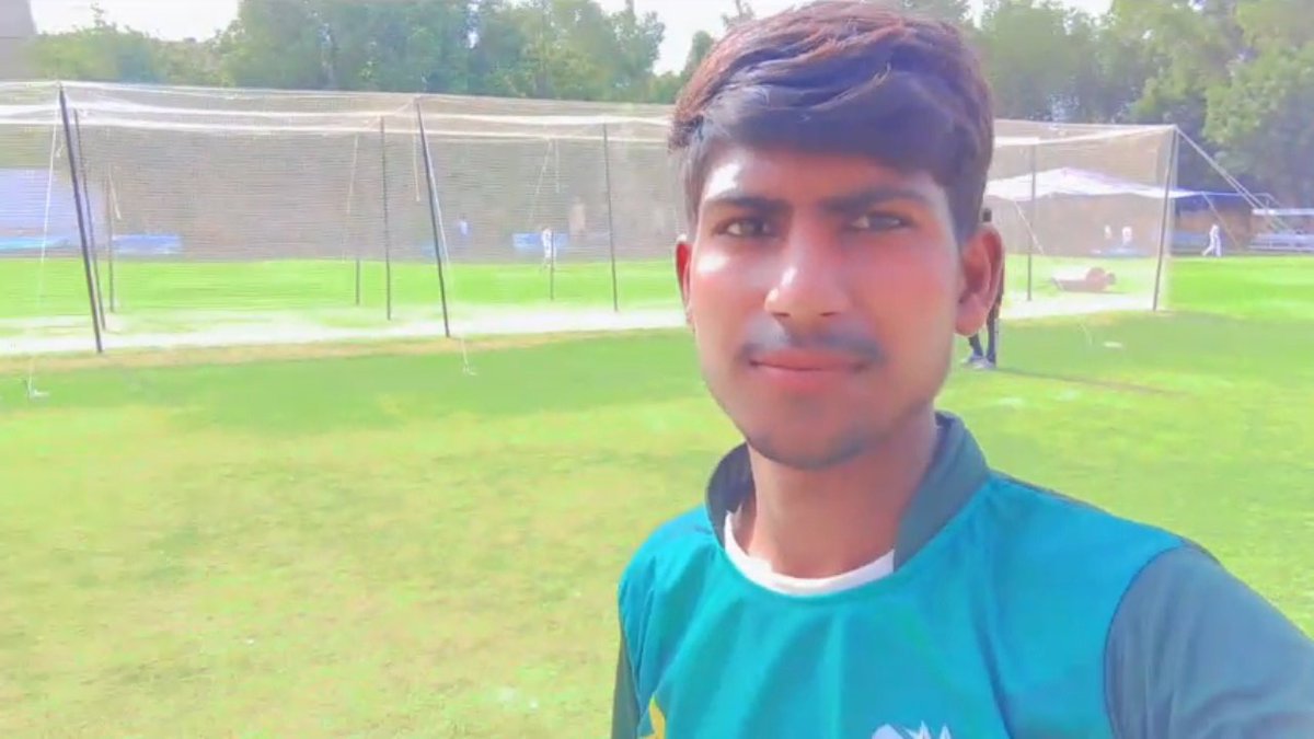 DhanjeeKolhi's tweet photo. To @CMShehbaz, @lahoreqalandars @PMsYouthProgram @ranamashhood
A few days ago, In Hyderabad where cricket trials were happening for new players under PMs Youth Program. I am a batsman, but there they made me do bowling &amp; my bowling was fast too. Still, I wasn’t selected. 1/n https://t.co/Mhrw4bNSPV