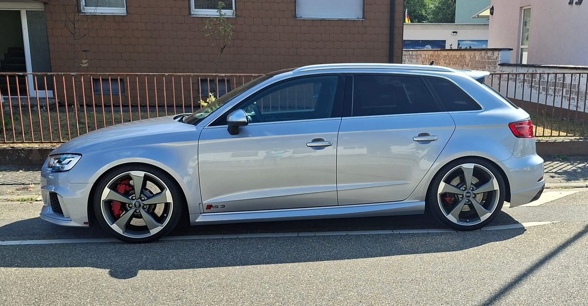Jezza ๐ฟ๐ฆ๐ฉ๐ช๐ช๐ธ (@jezzamaqasa) on Twitter photo If ever silver loved a car, then the <a href="/audisouthafrica/">audisouthafrica</a> RS3 8V.2 in Florett Silver would be โThe Oneโ. From the primary paint work to the general optics and to the alloys โฆ. Itโs just all SILVER If ever silver loved a car, then the <a href="/audisouthafrica/">audisouthafrica</a> RS3 8V.2 in Florett Silver would be โThe Oneโ. From the primary paint work to the general optics and to the alloys โฆ. Itโs just all SILVER