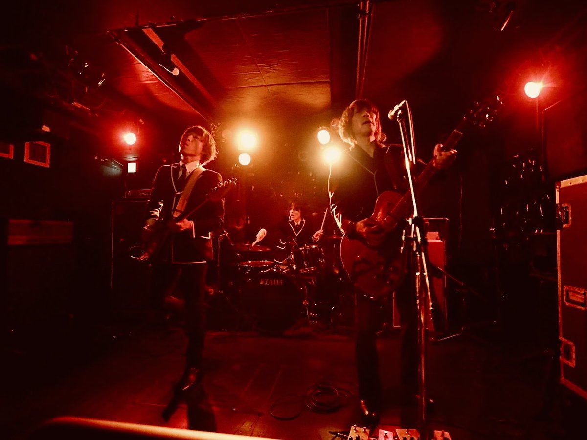 psycrons's tweet image. 昨日は灼熱の町田！前日の荻窪から多摩ニュータウン？町田リス園？小学生の頃見た金妻？毎度おさわがせします？の感じ？TBSな感じ？通りながら着いた15年ぶりの町田！変わらずの中村くん店長のSDR20周年おめでとー！もっと町田を知らなきゃだな。今後ともよろしくですー！
Photo by miyu