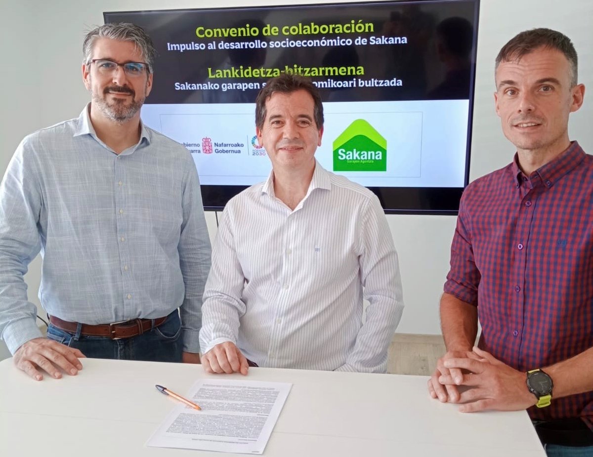 .<a href="/gob_na/">Gobierno de Navarra</a> -k eta <a href="/SAKANAgaratzen/">SAKANAgaratzen</a> Agentziak lankidetza hitzarmena sinatu dute zonaldeko garapen sozioekonomikoa bultzatzeko

▶️ Hitzarmena @prospeccion_na -k bultzatu du, eta epe labur eta ertainean eskualdeko erronka sozial eta ekonomikoak aztertuko ditu

📎navarra.es/eu/-/prentsa-o…