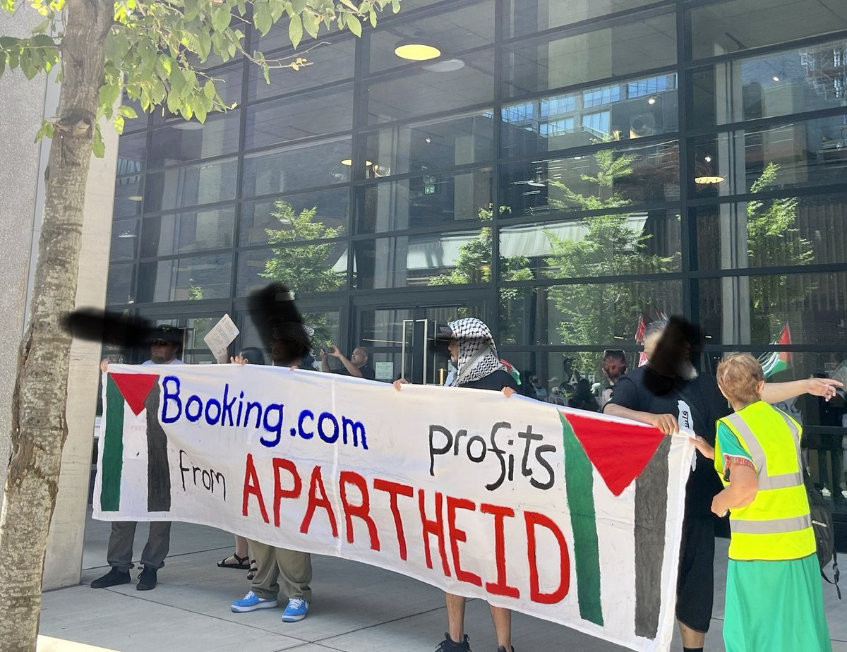 InvisibleMapper's tweet image. Delete your @bookingcom account. As the protest in Manchester last wk made clear we need to BOYCOTT this company, which profits from Israel’s illegal occupation + apartheid of the West Bank, including East Jerusalem. Every little act helps!
Info here: bdsmovement.net/bookingcom-sto…