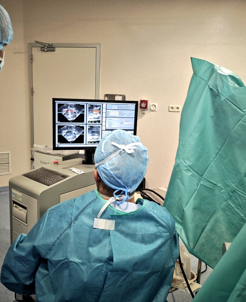 ClinicaCEMTRO (@clinicacemtro) on Twitter photo 🩺 Este mes, en <a href="/ICUAurologia/">ICUA</a>  - CEMTRO, hemos realizado con éxito varios procedimientos de cirugía focal para el tratamiento del cáncer de próstata
🎯 Esta técnica de alta precisión permite tratar exclusivamente la zona afectada por el tumor, preservando la glándula prostática 🩺 Este mes, en <a href="/ICUAurologia/">ICUA</a>  - CEMTRO, hemos realizado con éxito varios procedimientos de cirugía focal para el tratamiento del cáncer de próstata
🎯 Esta técnica de alta precisión permite tratar exclusivamente la zona afectada por el tumor, preservando la glándula prostática