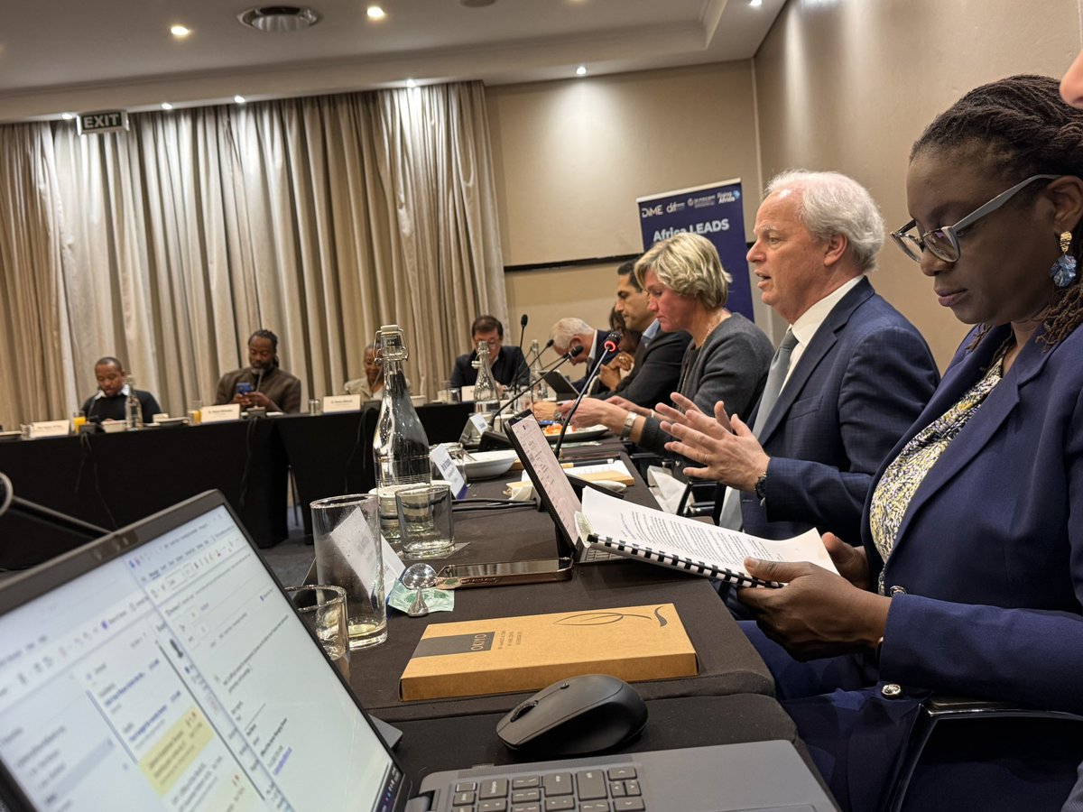 AxelVT_WB's tweet image. From knowledge creation to knowledge impact — we’re building a global Knowledge Bank that delivers results.
Inspiring exchange with South African think tanks, academia & civil society on co-creating solutions that center African expertise and turn knowledge into impact.…