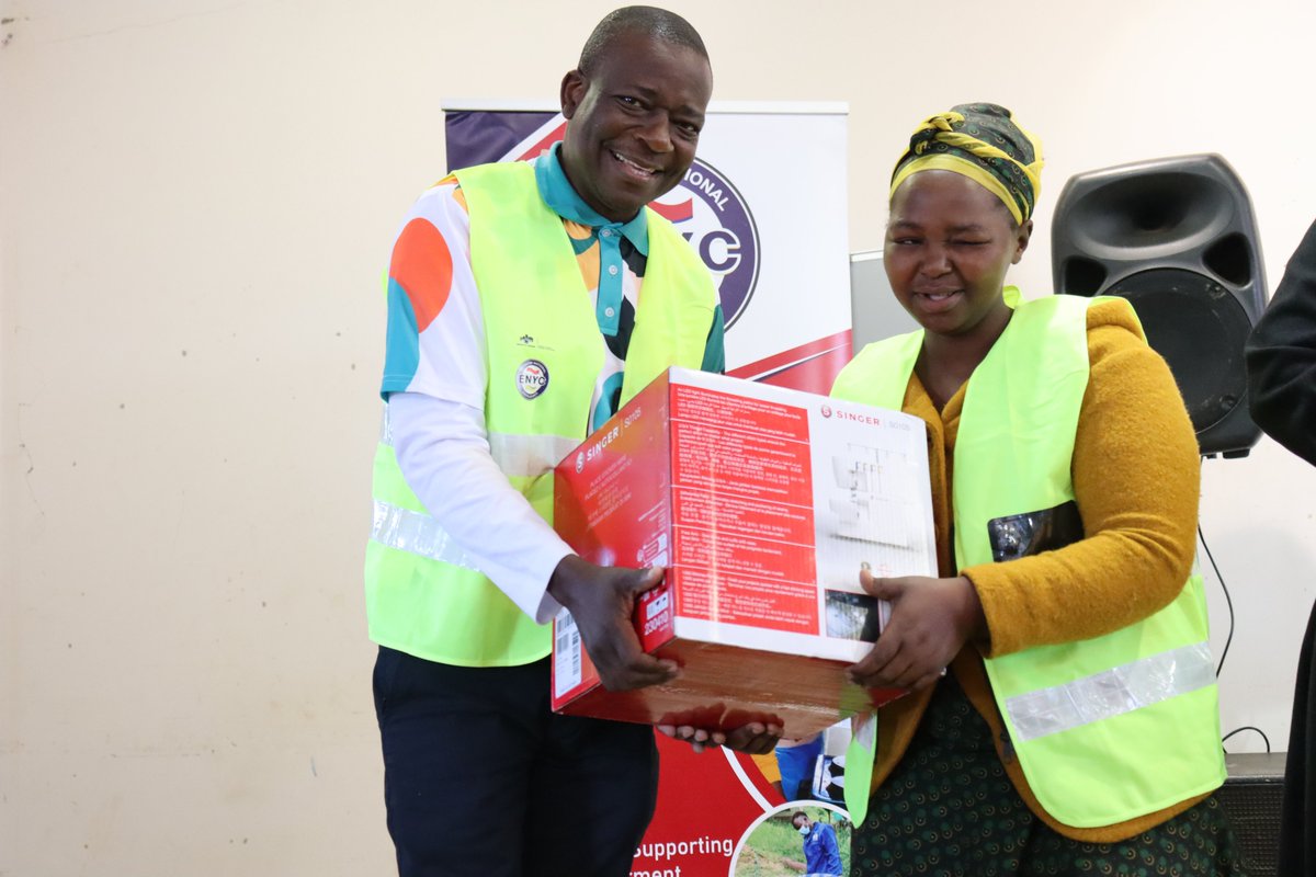 📣 They started with hope. Now, they lead by example. Nontsikelelo &amp; Feziwe, once TVET beneficiaries in Shiselweni, returned to shine at #SandleniYouthDay, showing what happens when youth are skilled &amp; supported.

🧵 From tools to transformation.
📸 See their journey below.
#TVET