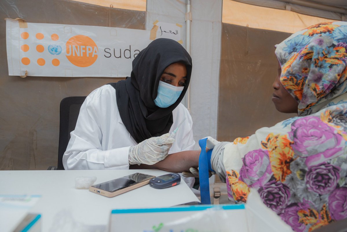 _UnfpaSudan's tweet image. Over the past 2 months, our temporary clinics have supported more than 10K women & girls in Kassala locality. Services provided incl. reproductive health care such as safe childbirth & the referral of high-risk cases to hospitals for specialized care.
#UNFPAthanksJapan #ForSudan
