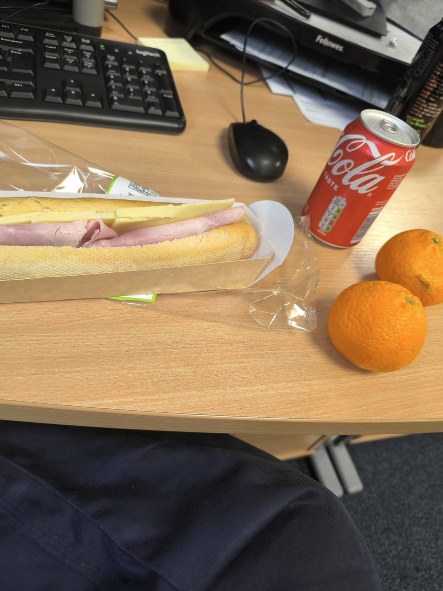 yoimnotsecond's tweet image. Breakfast time