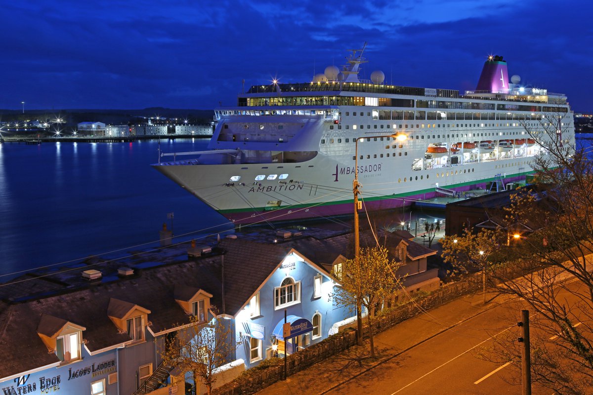 PortofCork's tweet image. ⚓ Cruise Week Ahead at the Port of Cork
A bustling week ahead with five beautiful calls across Ringaskiddy and Cobh, including two from the @PrincessCruises fleet and a late-night departure.
📍Ringaskiddy Deepwater Berth
🔹 Ambition – @ambassadorcruis
🗓️ Wednesday, July…