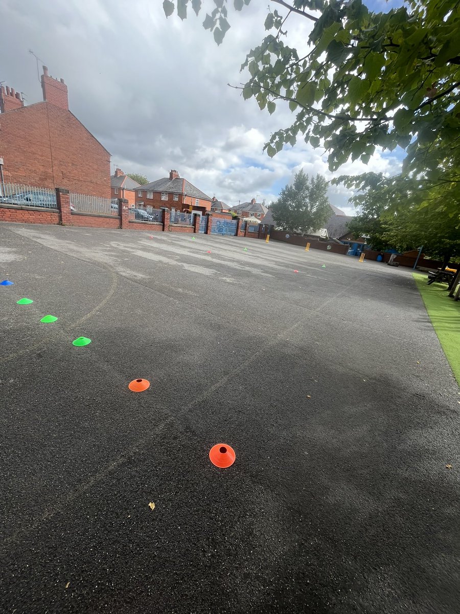 CoachWrexham's tweet image. Food and fun session this morning with Rhosddu primary school
@CricketWales @ActiveWrexham