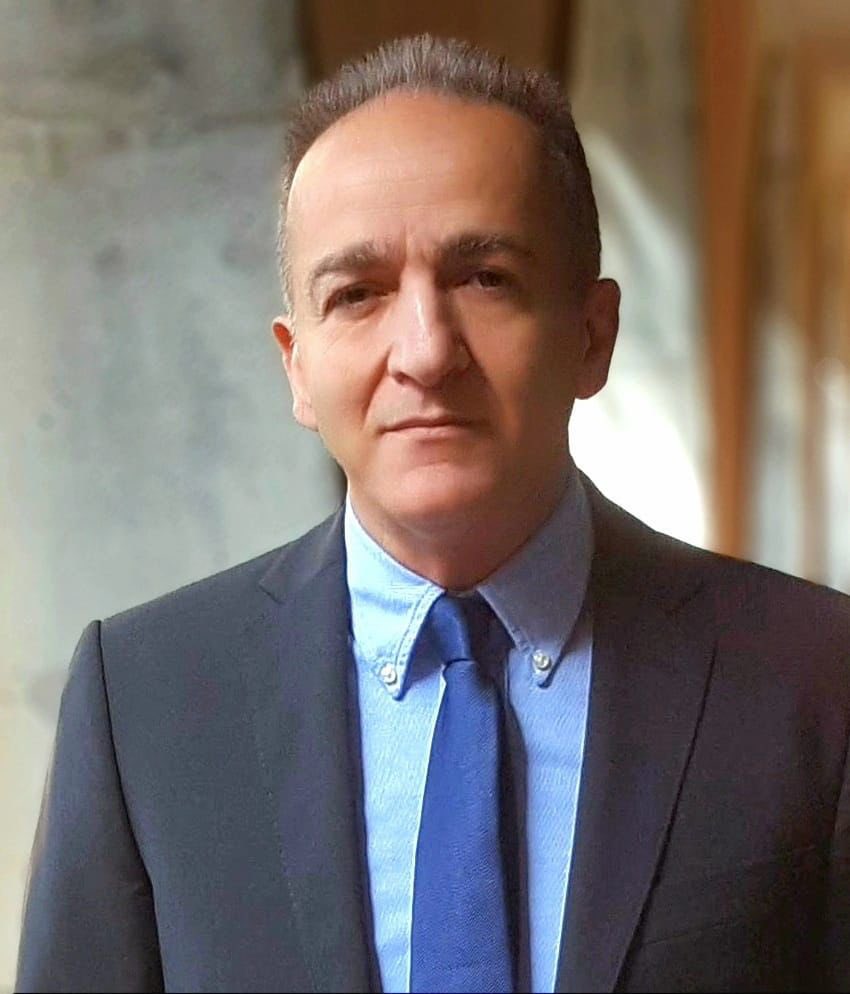 bezalelsm's tweet image. אני שמח לבשר: מהרן פרוזנפר נבחר לכהן כממונה על התקציבים במשרד האוצר.
מהרן מביא איתו ניסיון עשיר במגזר הציבורי והפרטי, כולל ניהול תקציבי ענק במערכת הביטחון, הובלת רפורמות עומק, ויכולת חשיבה מערכתית מן המעלה הראשונה. הוא אחד מאנשי המקצוע המרשימים והמשפיעים שפעלו בישראל בעשורים…