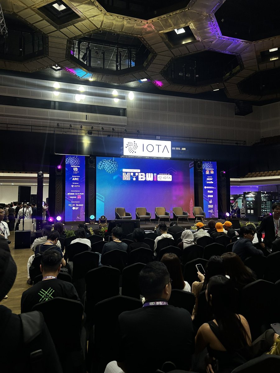 0xbigdan's tweet image. Day 1 @MalaysiaBCW