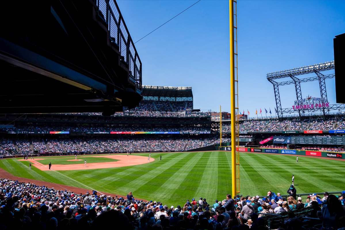 Mariners's tweet image. Three games left on the homestand and the weather is going to be PERFECT 😍
Be here for our series against the Brewers, with 🎟️ starting at just $11. #TridentsUp
&gt;&gt; atmlb.com/4kLzV4h &lt;&lt;