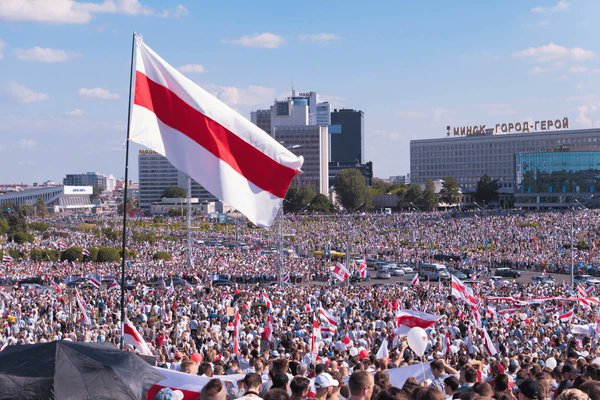Tsihanouskaya's tweet image. For 31 years, Lukashenka has clung to power, destroying our parliament, jailing opponents, and silencing those who dare to resist.
He froze Belarus in time.
But through it all, we never gave up.
We still fight for our freedom, for justice, for a European future.