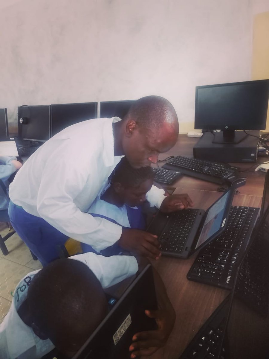 inABLEorg's tweet image. Meet Corazon Odhiambo, a visually impaired ICT intern at St. Oda Primary School for the Blind and a proud product of inABLE's Assistive Technology Labs.
Once a learner in this very classroom, Corazon is now empowering the next generation of students with visual impairment with…