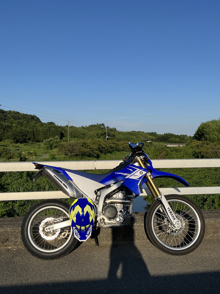 yoppa_r's tweet image. 昨日タイヤ交換とチェーンの張り調整したから用事を済ませてから軽く試運転
夕方でも汗だく