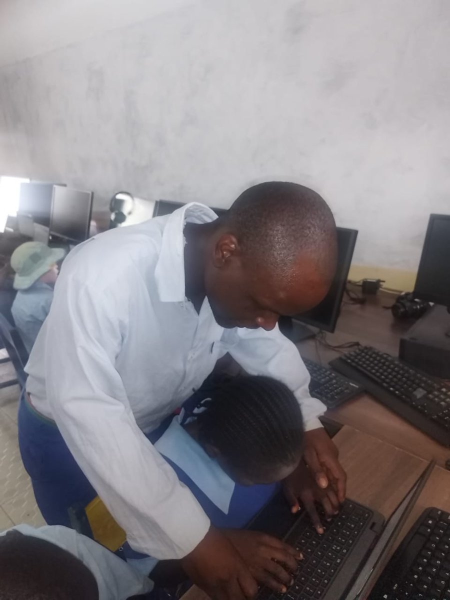 inABLEorg's tweet image. Meet Corazon Odhiambo, a visually impaired ICT intern at St. Oda Primary School for the Blind and a proud product of inABLE's Assistive Technology Labs.
Once a learner in this very classroom, Corazon is now empowering the next generation of students with visual impairment with…