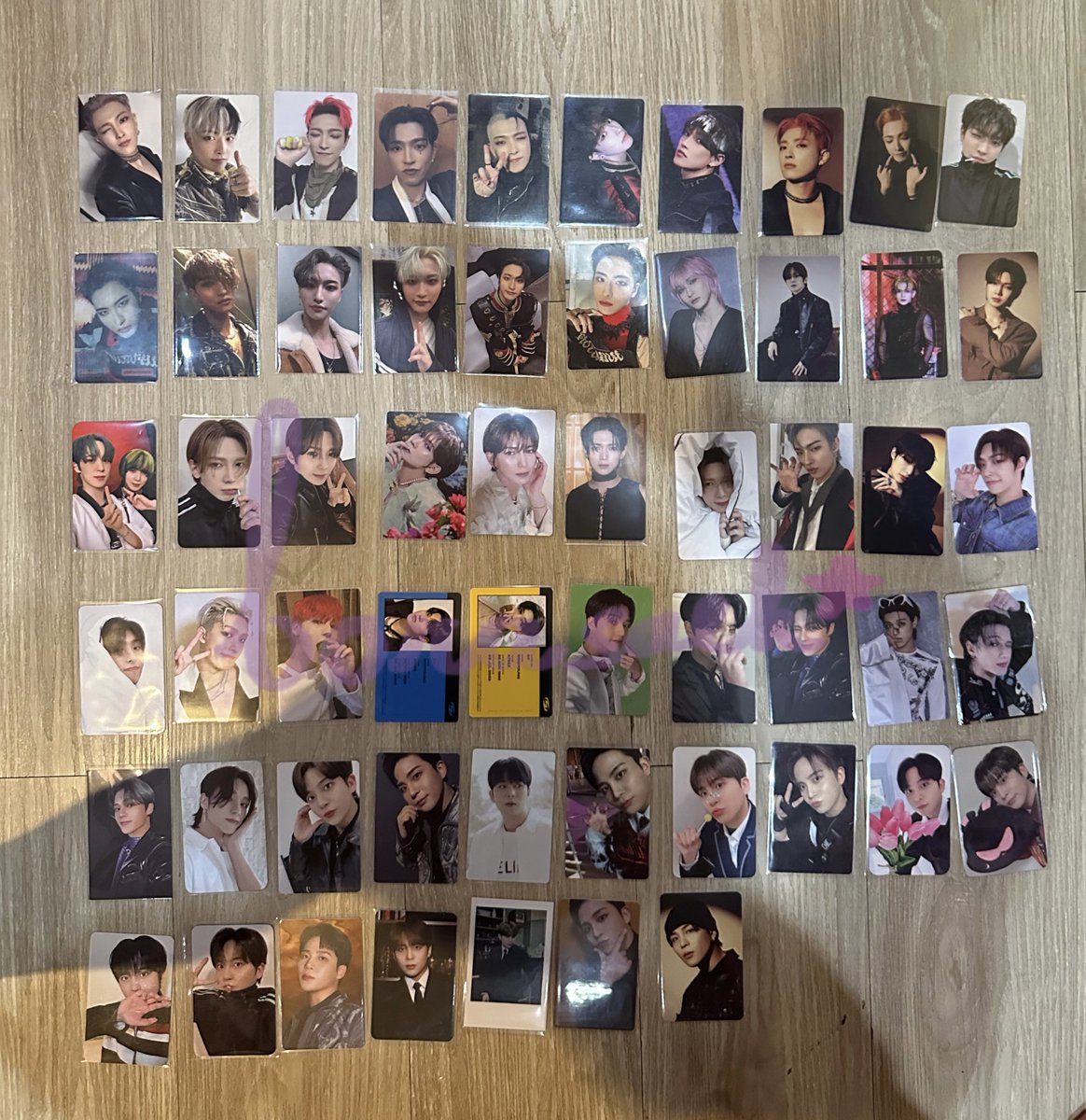 WTA to WTS 

halo aku mau sell beberapa pc2ku mostly yunsan, cek ombak dulu masih ada yang cari kah🥺
