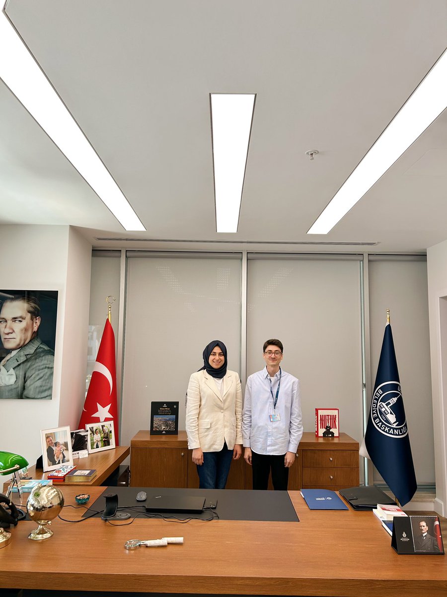 Bugün Üsküdar Belediyesi Belediye Başkan Yardımcısı Sayın Amine Cansu Çelik ile tanışma fırsatı buldum. Türkiye siyaseti ve yerel yönetimler üzerine çok değerli bir sohbet gerçekleştirdik. Kıymetli vakitlerini ayırdığı için Sayın Başkanımıza teşekkür ederim. <a href="/AmineCansuKaba/">Amine Cansu Çelik</a>