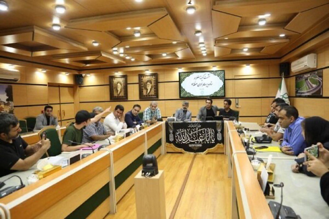 RashidpourReza's tweet image. در «ستاد مدیریت بحران تهران» این همه چراغ روشن است!